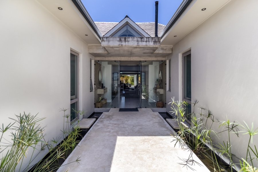 4 Bedroom Property for Sale in Pearl Valley at Val de Vie Western Cape